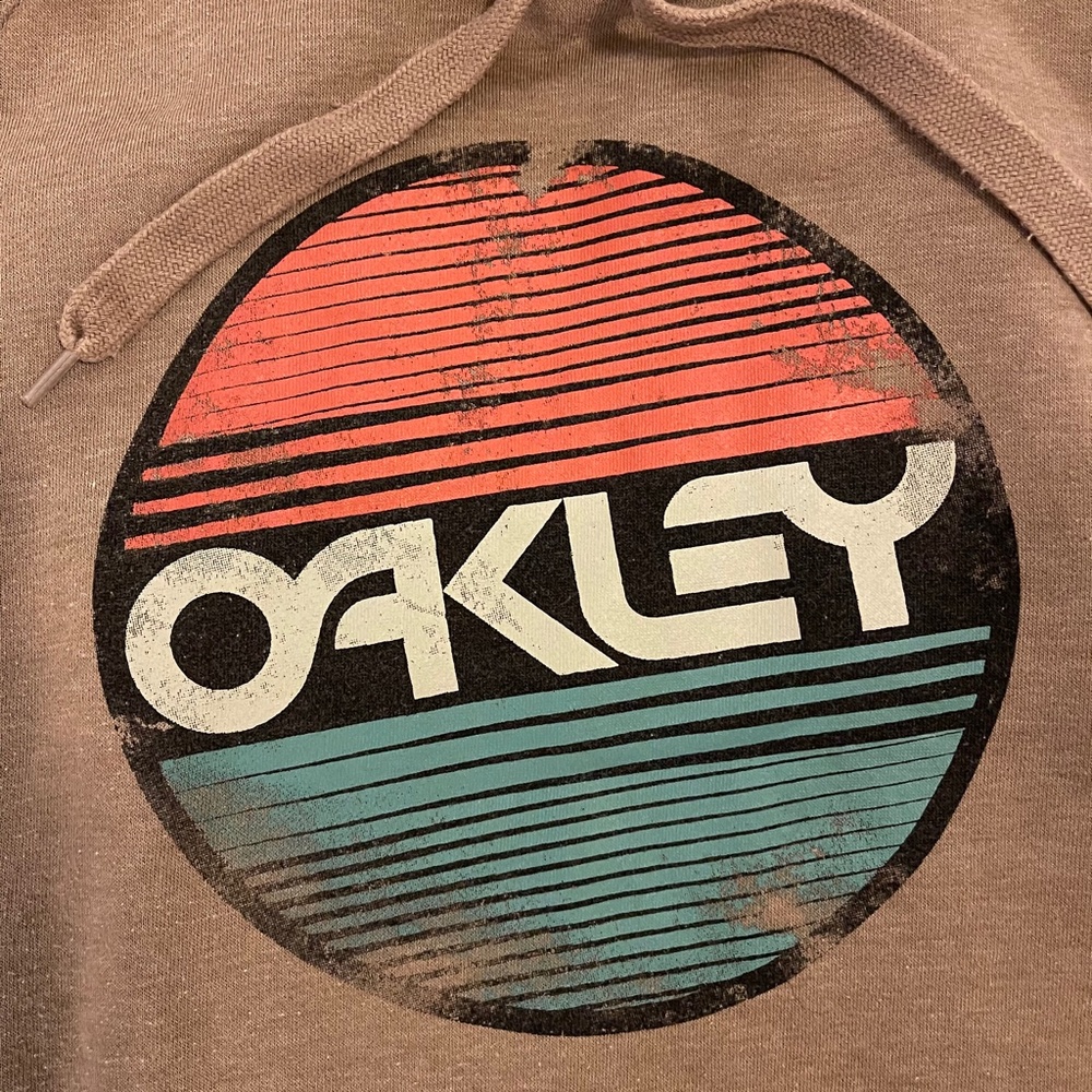 Oakley raglan hooded sweatshirt. Kangaroo pocket. - Picture 3 of 6